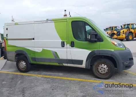 2017 Ram Promaster 1500 Low Roof 136 Wb из США, поврежденный, VIN 3C6TRVAGXHE538632